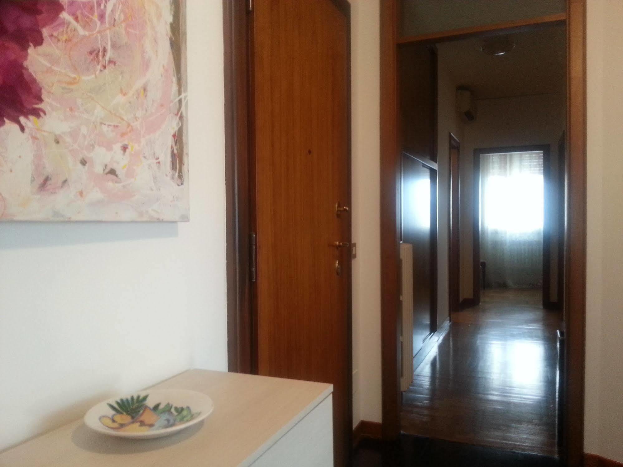 Appartamento Con 2 Camere E Garage Privato! ปาโดวา ภายนอก รูปภาพ